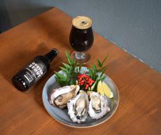 兵庫県産の牡蠣を使用した黒ビール『オイスタースタウト』が発売！チョコレートのような香り♪