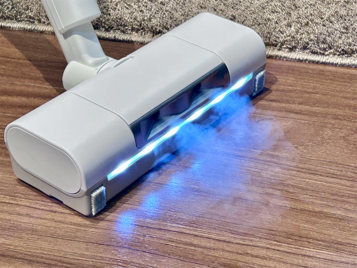 パナソニック】業界初の「掃除機」を体験！マイクロミストで仕上げ拭き