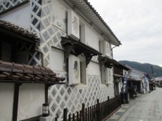 岡山県勝山のノスタルジックな町並み保存地区を歩く