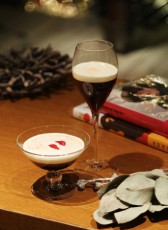 軽井沢の丸山珈琲が期間限定でバーに！コーヒーを使用したクリスマス限定メニュー