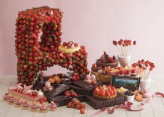 デートにおすすめ。チョコといちごの競演！スイーツブッフェ「Swiss Chocoholic～strawberry～」