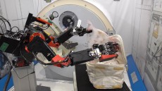 宇宙ステーション向け作業代替ロボットを開発するGITAIがJAXAと共同研究契約を締結