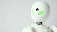 遠隔操作型の分身ロボット「OriHime」が個人向け仕様キャンペーン