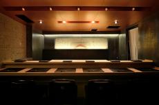 現代アートと融合した上質空間で食す本格寿司「すし玲」で日本酒ペアリングを楽しもう