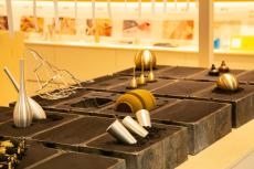 伝統工芸とデジタルの融合！無人の次世代型店舗「能作 GALLERY」が富山にオープン