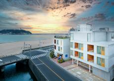 鎌倉、江ノ島を望むホテル「HOTEL AO KAMAKURA」開業