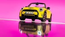 「MINI」の3ドア／5ドア／コンバーチブルが、モデルライフで2度目のマイナーチェンジ！