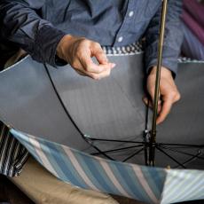 職人の手による傘作り！創業150年の老舗織物工場が動画「つくり手」を公開