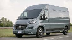 イタリア生まれのLCV「デュカト」が上陸！ 魅惑のキャンピングカーが視線を独占する