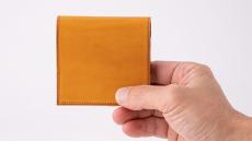 キャッシュレス時代に合わせた“最小最薄な二つ折り財布”がヒット中！