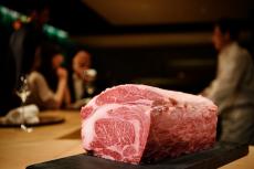 こだわりの肉と旬の山海の恵みを五感で堪能・肉割烹料理「銀座 kappou ukai 肉匠」