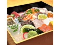 ＜7月4日・福岡にオープン＞厳選された高級食材を手軽に味わえる「鮨重 つむぎ」の“鮨重”