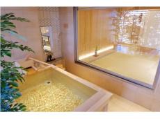完成したばかりの露天風呂付き客室に泊まる熱海旅。老舗温泉宿「古屋旅館」がリニューアルオープン