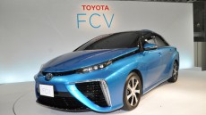 年内発売！トヨタが新型燃料電池自動車（FCV）を発表