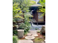 京都市指定名勝・廣誠院に誕生する、1年に100組限定の宿坊と食堂。美しい庭園を眺めながら特別な滞在を