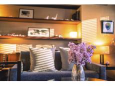 「ホテル＆レジデンス六本木」のレンタルスペースで仲間と楽しむインドア花見