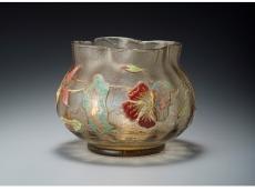 浮世絵とアール・ヌーヴォー期を代表するガラス工芸作家の作品展が、大丸福岡天神店にて開催