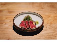 裏三宮に「神戸肉料理 すぎたに」オープン。長期熟成肉を用いたジャンルレスな創作コースを提供