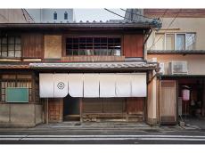 築100年の京町家が高級パフェ専門店に変貌。呑んだ後の〆パフェにも使える店「QeFare（ケハレ）」