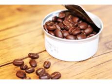 豆本来の風味と味を長期間キープ。焙煎済みのコーヒー豆缶詰「CANNED COFFEE BEANS」