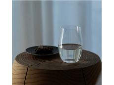 日本酒のためにデザインされた木村硝子店の酒器が、日本酒一合瓶ブランド「きょうの日本酒」で販売開始