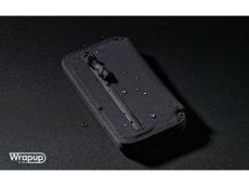 収納量に応じて伸縮する、スリムかつ大容量の財布一体型iPhoneケース「Wrapup」が先行販売中