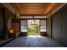 癒しの里・京都大原で非日常空間を味わう。一日一客限定「宿はちかん」で堪能する本格茶事とSPA体験