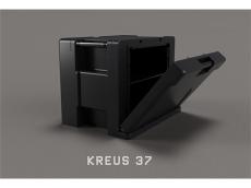 “テーブル付きの冷蔵庫”のように使える！ 横開き式のクーラーボックス「KREUS 37」