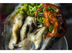 金沢｜創作海鮮丼専門店「TILE（タイル）」が、夏に旬を迎える能登特産の‟岩牡蠣”を提供