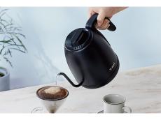 ティファールの「カフェ ロック コントロール 0.8L」を使って、プロのように香り高いコーヒーを