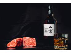 「和牛焼肉酒家椿姫苑」のプレミアムコース。ウイスキー「山崎 25年」とともに常陸牛を味わう