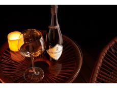 樽発酵させた特別な日本酒「思凛|SHIRIN」が数量限定で登場 樽発酵させた特別な日本酒「思凛|SHIRIN」が数量限定で登場