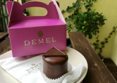 王室御用達のケーキの老舗「DEMEL」ウィーン本店の素敵なお土産