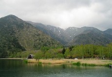 大自然の中の静かな温泉地 奥日光湯元温泉に建つ「奥日光小西ホテル」