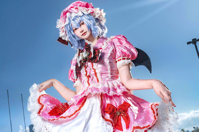 【コスプレ】カリスマ溢れる吸血鬼！太陽の下でも動じない『東方Project』レミリア【写真8枚】