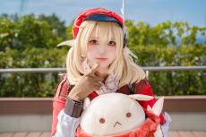 【コスプレ】元気いっぱいの『原神』クレーが可愛い！青空で「どかーん！」する注目レイヤー・珠紀【写真8枚】