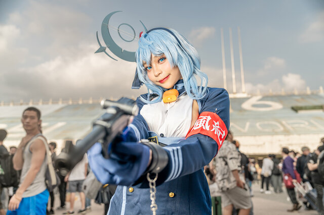 【コスプレ】タイの八頭身美女レイヤーが魅せる『ブルアカ』風紀委員の肉体美【写真9枚】