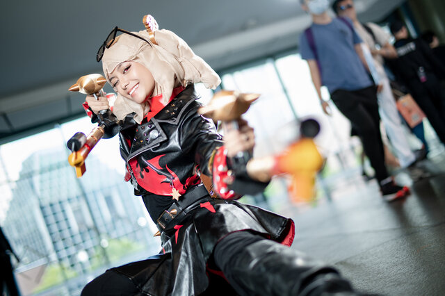 イスラム教の戒律を守りながらコスプレ！美女レイヤーによる『ゼンゼロ』バーニスがハイテンション【写真11枚】