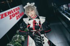 【コスプレ】『ゼンゼロ』アレクサンドリナから目が離せない！曲線美が豊かな、正しきメイド姿【写真7枚】