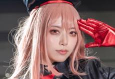 【コスプレ】『NIKKE』ラピの隙の無いポージング&メリハリスタイルが圧巻！！人気レイヤー・まよか【写真9枚】