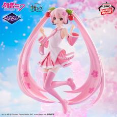 軽やかに飛び跳ねる桜ミク！ザクの格好をしたミクのフィギュアと合わせ