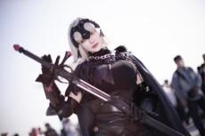 コスプレ】妖艶な美貌×冷酷な表情に魅入られる！造形美にもこだわった