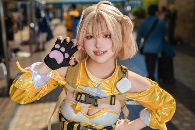 コスプレ】つやつやの健康的な美ボディがはじける！『NIKKE』アニスの