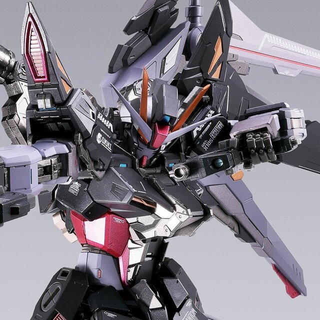 ストライクノワールガンダム」が20周年METAL BUILDとして再登場！劇中