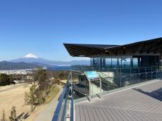 駿河湾越しの富士山が見える「日本平夢テラス」！身軽に出かけられる、本革ショルダーバッグ【まとめ記事】