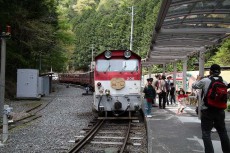 国内唯一の急勾配を登る「アプト式」区間を持つ「大井川鐵道井川線」