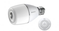 ソニー、自室を音と光の空間に演出できるLED電球スピーカー「LSPX-103E26」を発売