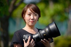 ニコン、スポーツ写真家の佐野美樹氏が臨場感のあるスポーツ撮影の魅力について語る動画を公開