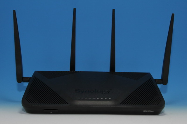 Synology RT2600ac 無線LANルーター2 RT2600ac | Synology Inc.