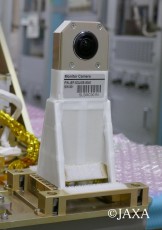 JAXAとリコー、宇宙空間で使用可能な小型全天球カメラを共同開発